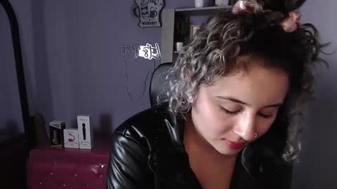 tiny online show from 02/25/25, 09:20