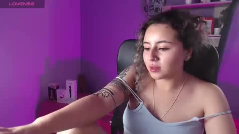 tiny online show from 03/08/25, 09:28