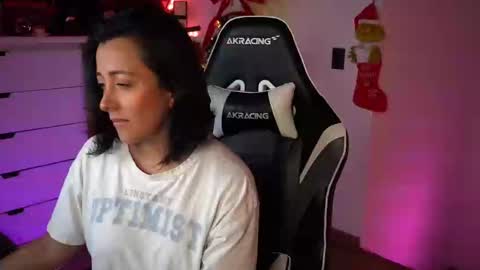 Snapshot of tiny_panther chatting on 12/10/24, 10:47 Ana Molly online show from 12/10/24, 10:47