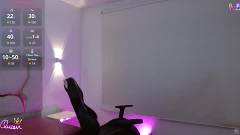 tiny_tay online show from 02/24/26, 11:41