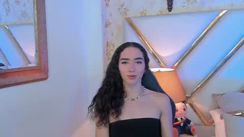 Snapshot of tiny_thomm chatting on 08/08/26, 12:24 Thomm Independent Model online show from 08/08/26, 12:24