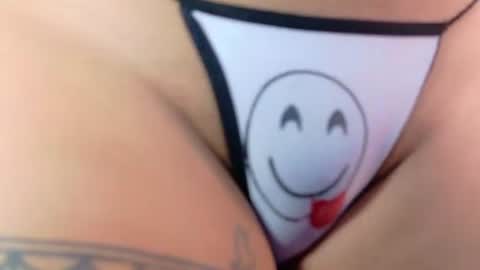 tiny_whore18 online show from 06/18/26, 10:30