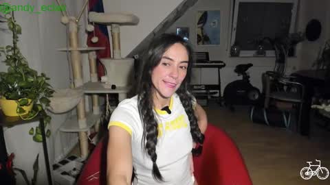 Tiny online show from 01/17/26, 06:40