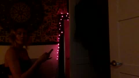 tinyandtatted420 online show from 11/23/25, 12:54