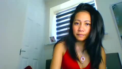 Snapshot of tinyasian911718 chatting on 01/03/25, 01:25 Tinyasian911718 sweetinyasian instagram online show from 01/03/25, 01:25