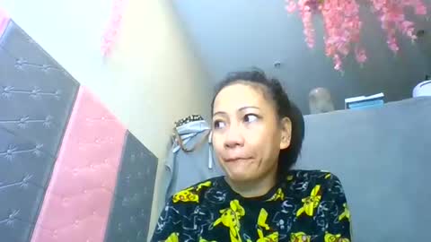 Snapshot of tinyasian911718 chatting on 01/04/25, 06:40 Tinyasian911718 sweetinyasian instagram online show from 01/04/25, 06:40