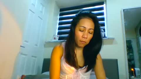 Snapshot of tinyasian911718 chatting on 01/23/25, 12:41 Tinyasian911718 sweetinyasian instagram online show from 01/23/25, 12:41