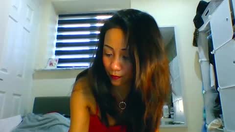 Snapshot of tinyasian911718 chatting on 03/01/25, 04:44 Tinyasian911718 sweetinyasian instagram online show from 03/01/25, 04:44