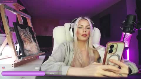 stage Kylie Sinner  brand CLITBAIT online show from 02/27/26, 08:58