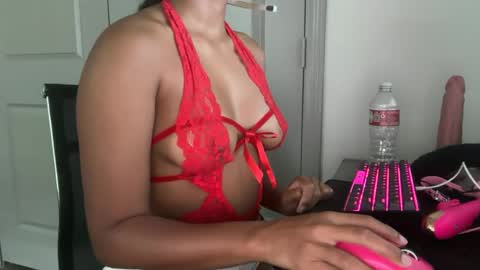 tinylittlebrownie online show from 06/14/26, 10:45
