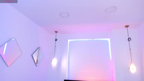 Luna  online show from 12/27/24, 11:17