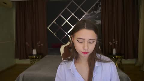 Snapshot of tinynataliee chatting on 12/13/25, 09:53 tinynataliee online show from 12/13/25, 09:53