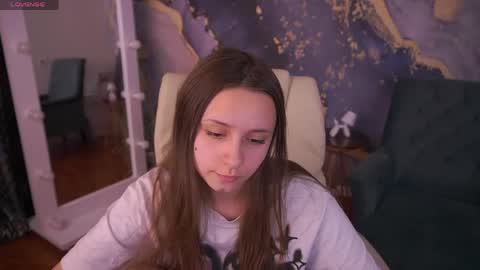 tinynataliee online show from 05/01/26, 02:21