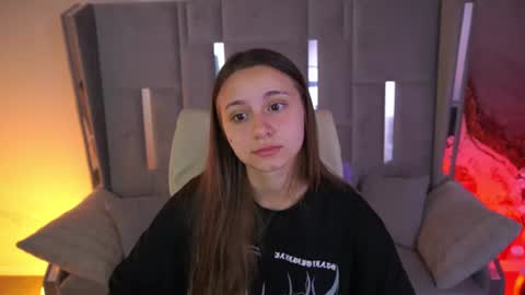 tinynataliee online show from 07/11/26, 09:27