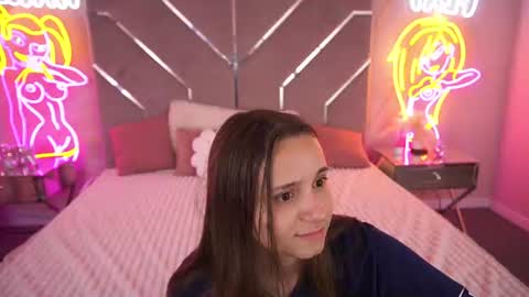 tinynataliee online show from 07/25/26, 02:36
