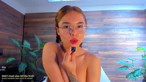 Instagram  tinyw0nder online show from 02/27/26, 05:24