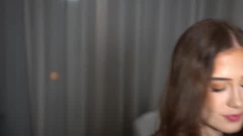 Snapshot of tinyxstar chatting on 11/07/25, 06:19 Lili online show from 11/07/25, 06:19