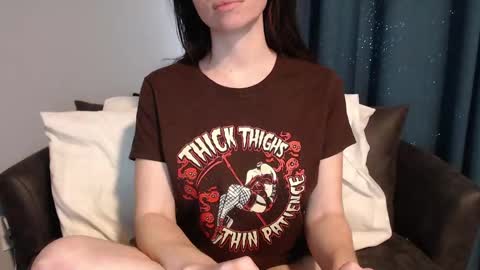 Snapshot of tinyytina chatting on 12/03/24, 08:17 TinyyTina online show from 12/03/24, 08:17