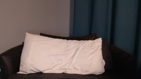 Snapshot of tinyytina chatting on 12/15/24, 07:35 TinyyTina online show from 12/15/24, 07:35