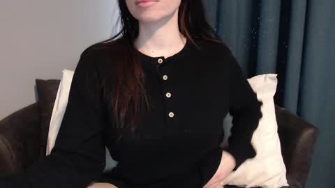 Snapshot of tinyytina chatting on 01/02/25, 04:02 TinyyTina online show from 01/02/25, 04:02