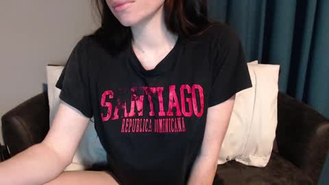 Snapshot of tinyytina chatting on 01/03/25, 12:30 TinyyTina online show from 01/03/25, 12:30