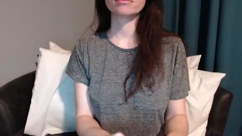 Snapshot of tinyytina chatting on 01/05/25, 09:05 TinyyTina online show from 01/05/25, 09:05