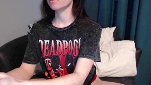 Snapshot of tinyytina chatting on 01/06/25, 04:55 TinyyTina online show from 01/06/25, 04:55