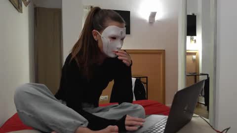 Tinks online show from 04/20/26, 11:06