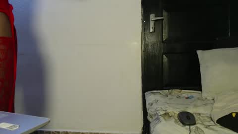 Snapshot of tisha_amore chatting on 02/01/25, 02:37 Amore online show from 02/01/25, 02:37