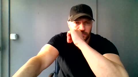 titan_heart online show from 06/28/26, 05:02