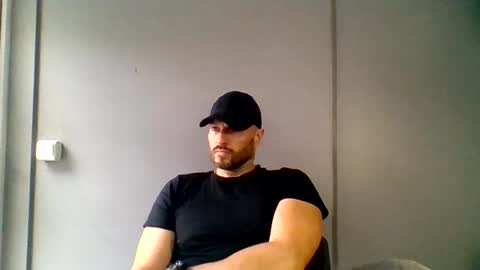 titan_heart online show from 07/24/26, 10:24