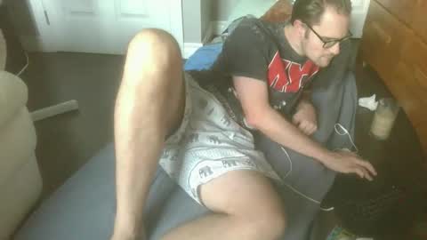 titlovercums online show from 06/09/26, 10:16