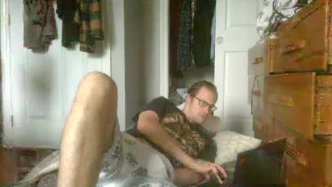 titlovercums online show from 06/26/26, 11:03