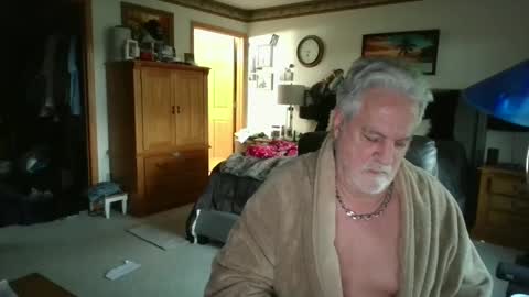 Snapshot of titsantats chatting on 09/26/25, 11:42 titsantats online show from 09/26/25, 11:42