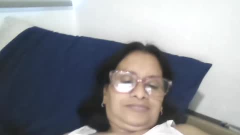 Ester online show from 05/27/26, 10:51