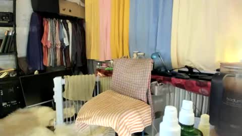 liebe es mich nackt vor der cam zu zeigen online show from 01/31/25, 08:32