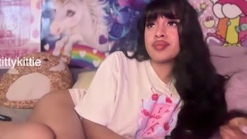 HOTTIE4U online show from 01/13/26, 04:51