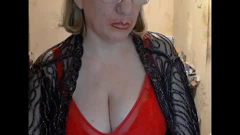 tittylina online show from 12/19/24, 05:51