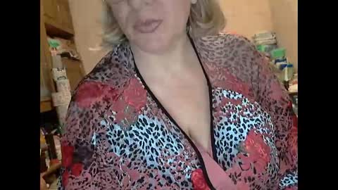 tittylina online show from 10/07/25, 04:42