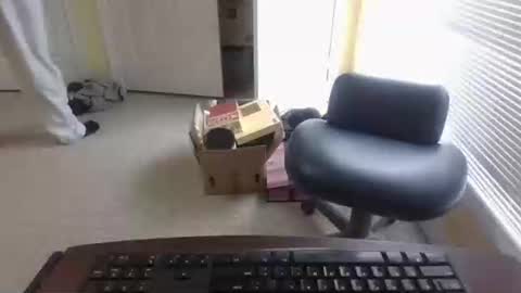 tj526316275 online show from 03/18/26, 04:43