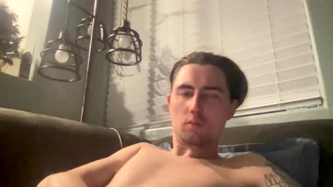 tlayne410 online show from 11/25/25, 09:20