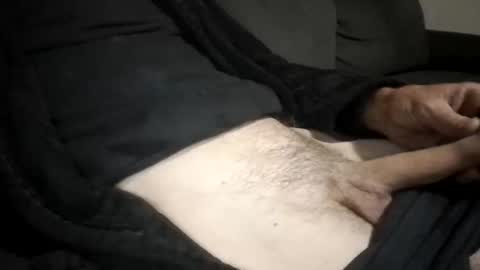 Snapshot of tlcdad chatting on 11/28/25, 07:49 tlcdad online show from 11/28/25, 07:49