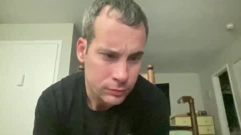 tleigh24 online show from 12/31/24, 12:32