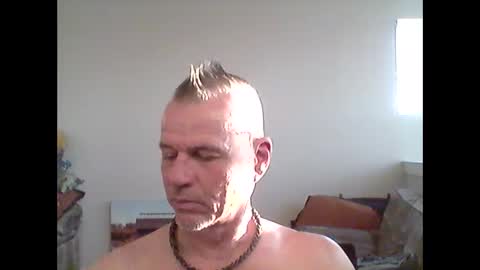Snapshot of tnash24 chatting on 01/25/25, 11:22 tx46m online show from 01/25/25, 11:22