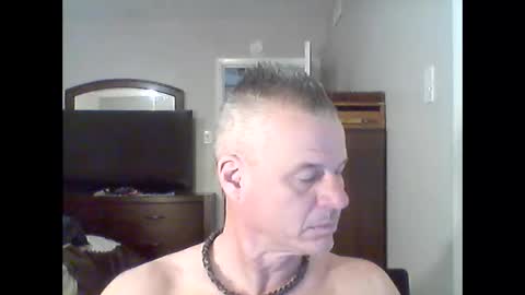 Snapshot of tnash24 chatting on 02/16/25, 01:36 tx46m online show from 02/16/25, 01:36