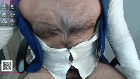 Snapshot of toaster1993 chatting on 02/27/26, 05:24 Leonel online show from 02/27/26, 05:24