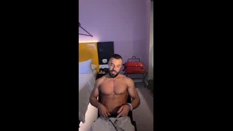 Snapshot of todd_dantes chatting on 02/22/25, 04:40 Todd online show from 02/22/25, 04:40