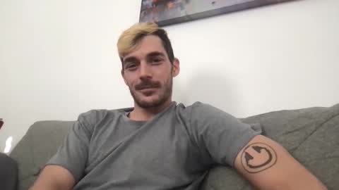 Snapshot of toddb2636 chatting on 11/30/25, 10:03 toddb2636 online show from 11/30/25, 10:03