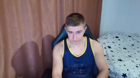 todhorny987 online show from 02/18/26, 05:47