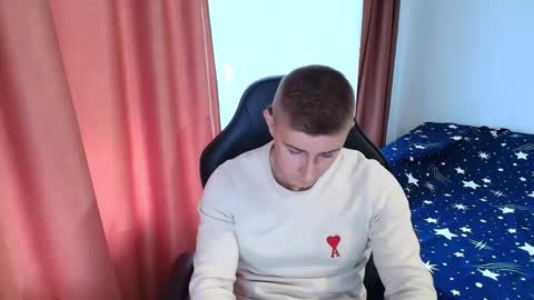 todhorny987 online show from 02/24/26, 09:40